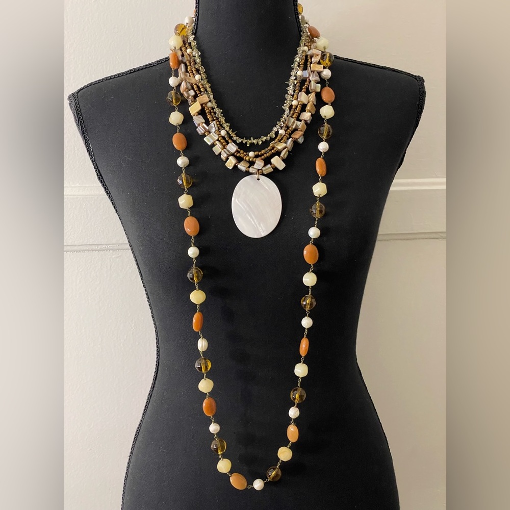 Vintage neutral beaded necklace set